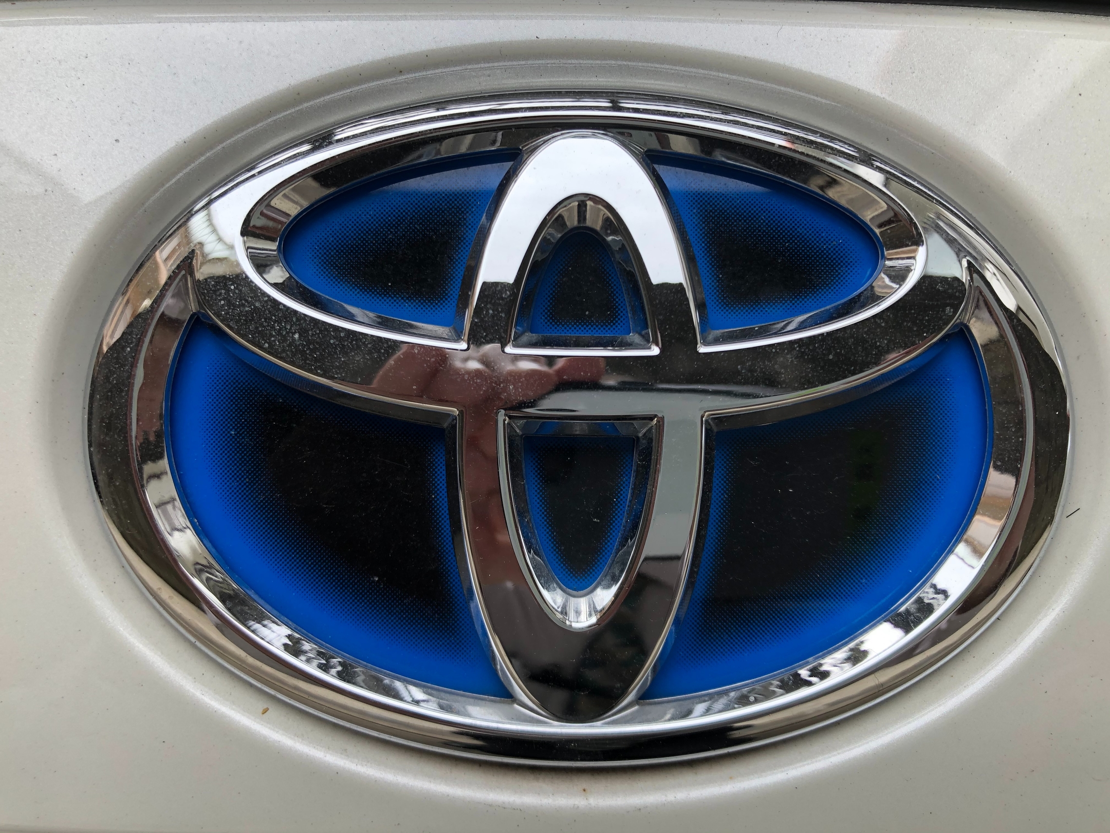 トヨタ エンブレム トヨタ エンブレム