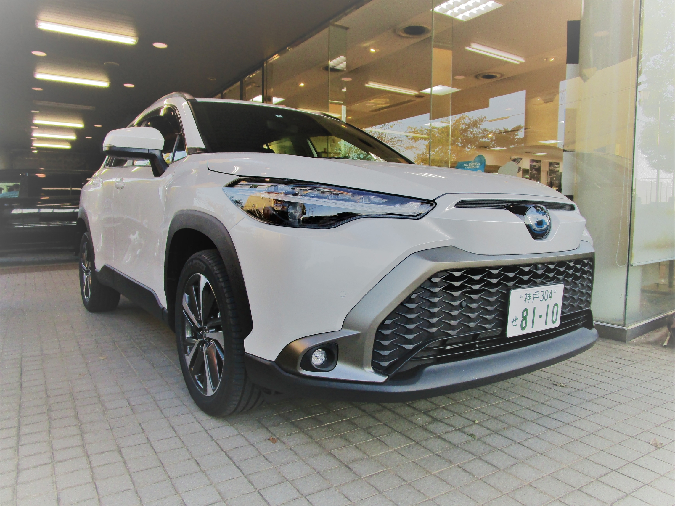 女性にもおすすめ カローラクロス 試乗車入荷しました
