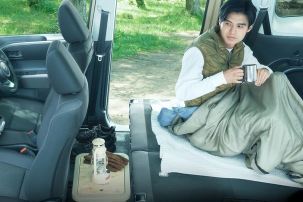 【モデル入り素材】G（ガソリン・5人乗り）