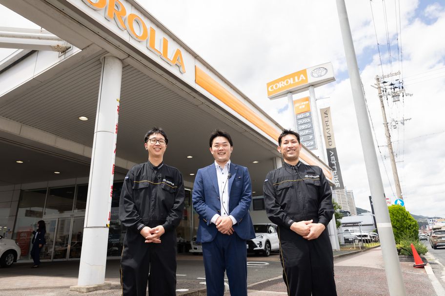 17_宝塚店3人ショット (2)