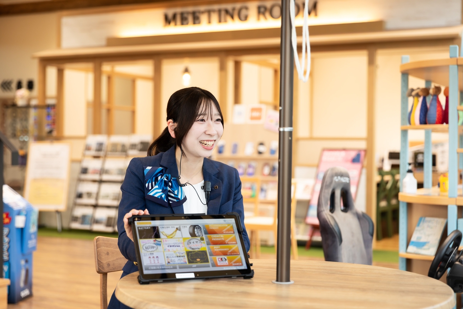 5_丹波篠山店スタッフ働く風景写真 (3)
